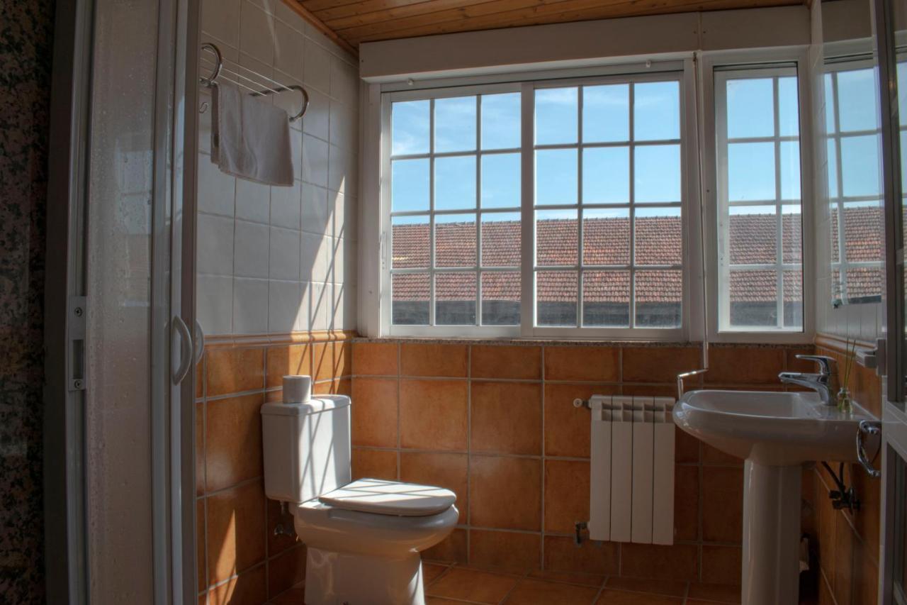 מונפורט דה למוס Hostal Galicia מראה חיצוני תמונה